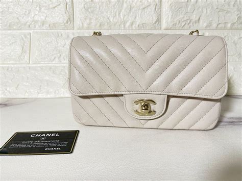 chanel 18c ivory mini|chanel mini bags.